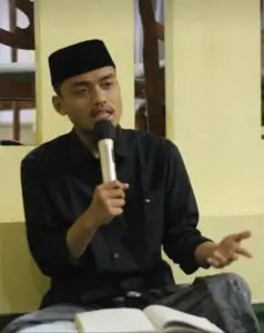Picture of Ustadz Manharul Latif